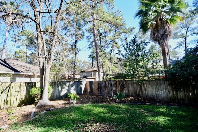 2706 Woodland Grove Drive, Houston, TX 77339