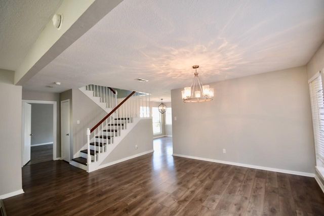 2706 Woodland Grove Drive, Houston, TX 77339