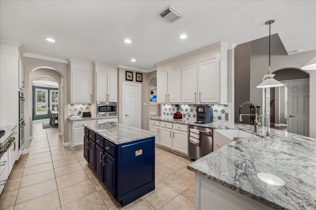 6202 Riverchase Trail, Kingwood, TX 77345