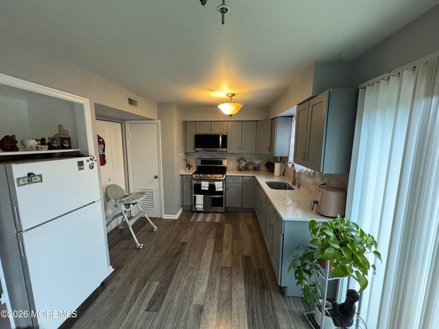 112 Greenwood Loop Road, Brick, NJ 08723