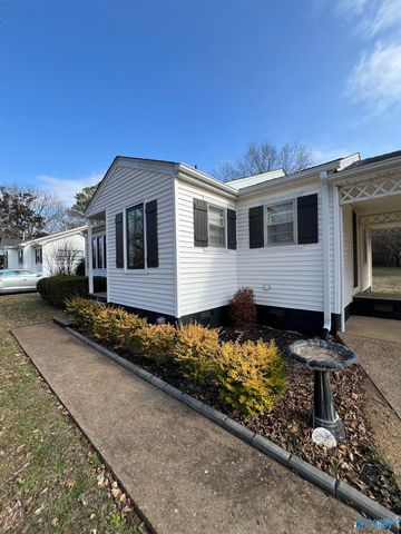 321 Hoffman Street, Athens, AL 35611