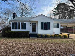 321 Hoffman Street, Athens, AL 35611