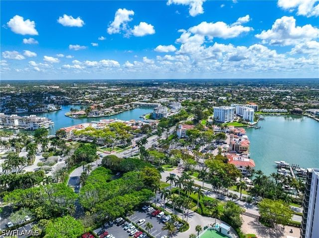4041 Gulf Shore BLVD N 1007, Naples, FL 34103