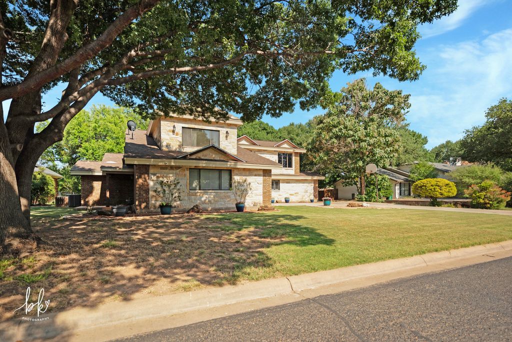 Image 4 of property listing at 5414 Beverly Drive, San Angelo, TX 76904