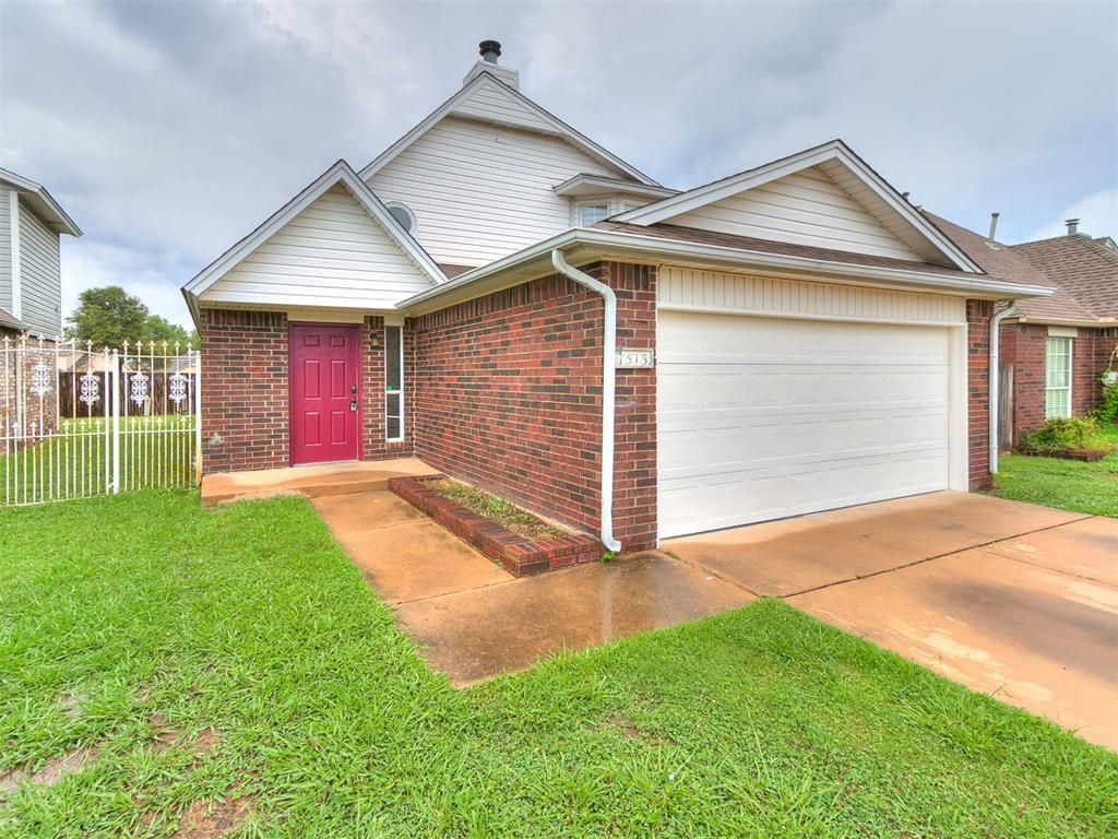 1513 SW 23rd Street, Moore, OK 73170