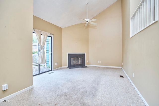 9 Hickory Wood Square, Durham, NC 27713
