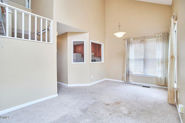 9 Hickory Wood Square, Durham, NC 27713