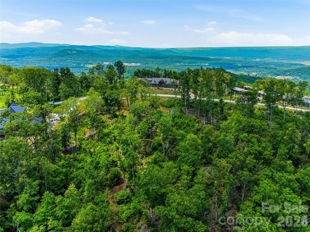 58 Mountain Grove Lane, Fletcher, NC 28732