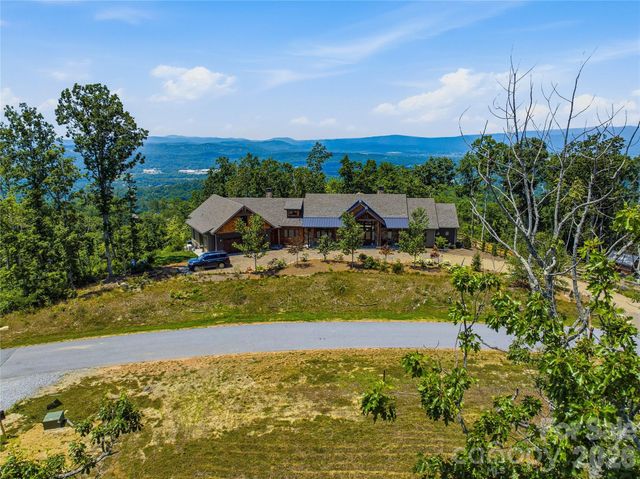 58 Mountain Grove Lane, Fletcher, NC 28732