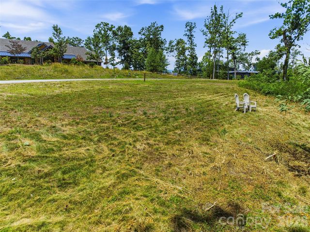 58 Mountain Grove Lane, Fletcher, NC 28732