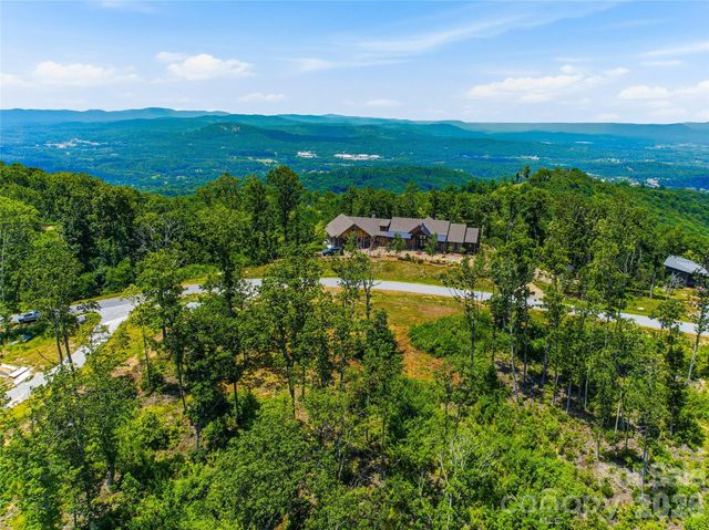 58 Mountain Grove Lane, Fletcher, NC 28732