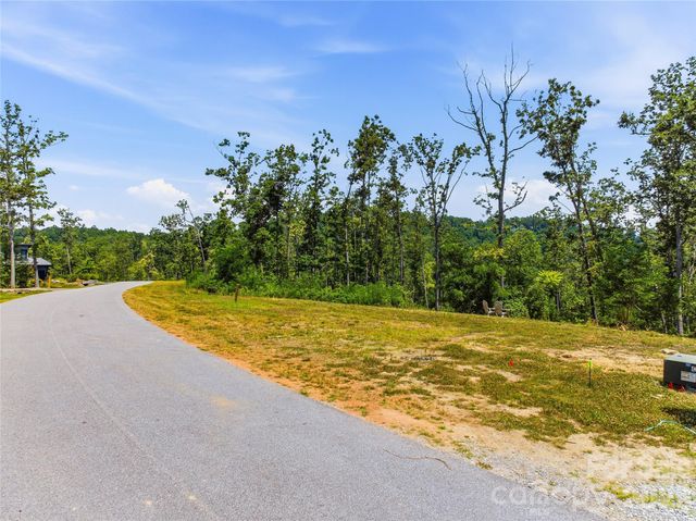 58 Mountain Grove Lane, Fletcher, NC 28732