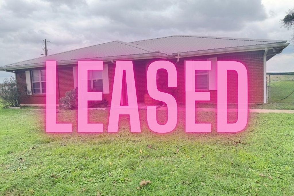 110 Marek RD, Elgin, TX 78621