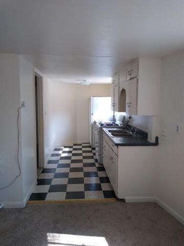 612 High Street 6, Manitou Springs, CO 80829