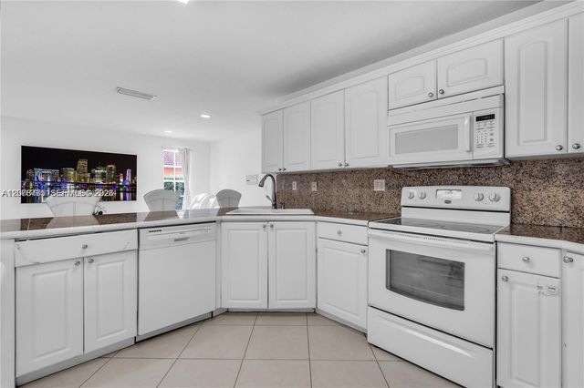 13904 SW 18th Terrace, Miami, FL 33175