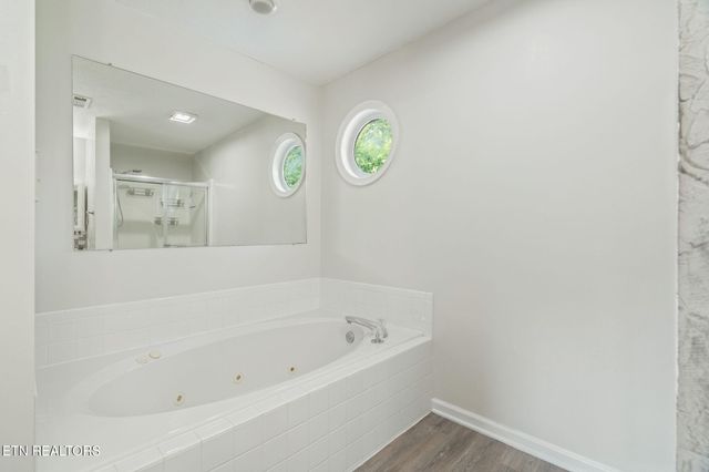 1825 Scenic Valley Lane, Knoxville, TN 37922