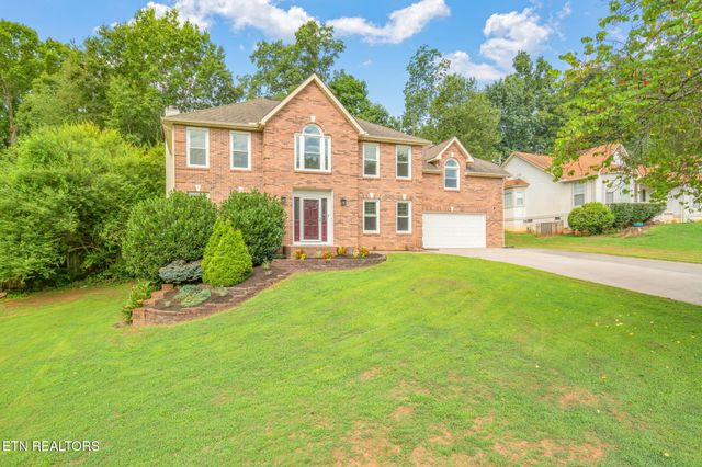 1825 Scenic Valley Lane, Knoxville, TN 37922