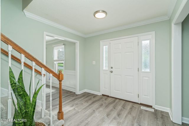 1825 Scenic Valley Lane, Knoxville, TN 37922