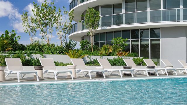 488 NE 18th Street 615, Miami, FL 33132