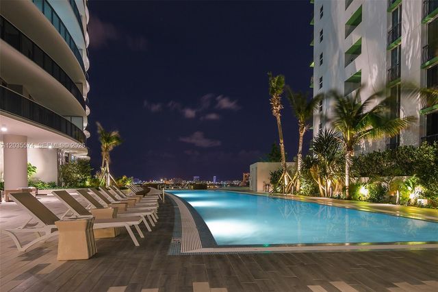 488 NE 18th Street 615, Miami, FL 33132