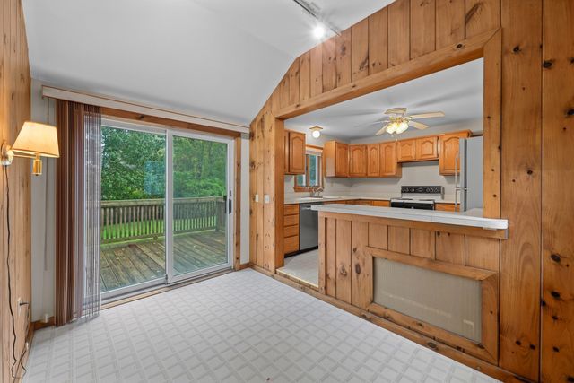58 Glenwood Street, Holden, MA 01520