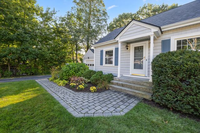 58 Glenwood Street, Holden, MA 01520