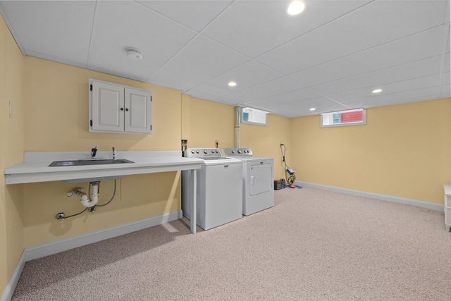 58 Glenwood Street, Holden, MA 01520