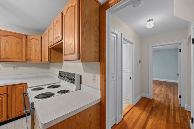 58 Glenwood Street, Holden, MA 01520