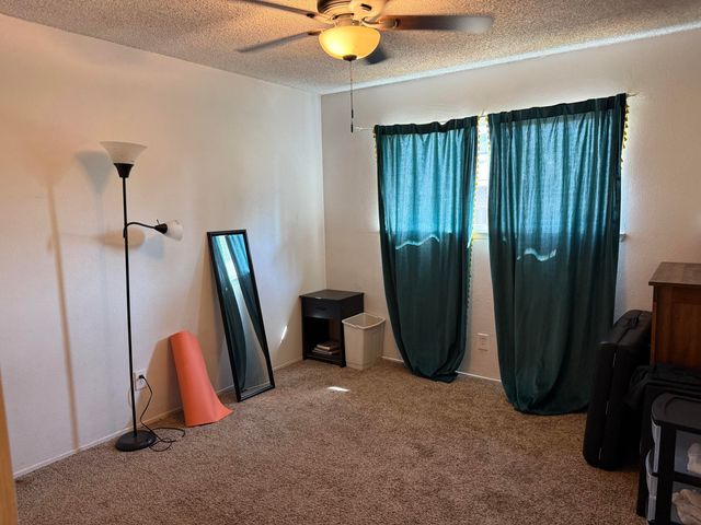 3425 W Laurel Avenue, Visalia, CA 93277