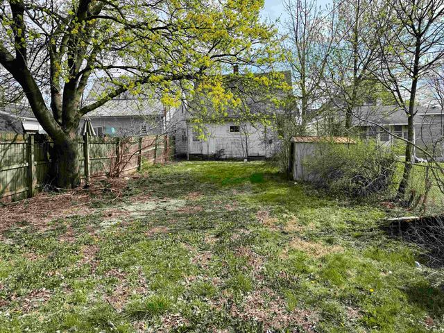 313 E South B Street, Gas City, IN 46933