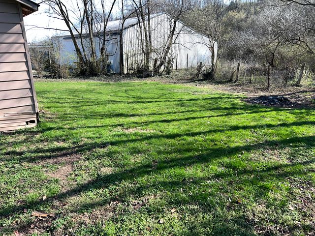 484 E Water Street, Flemingsburg, KY 41041