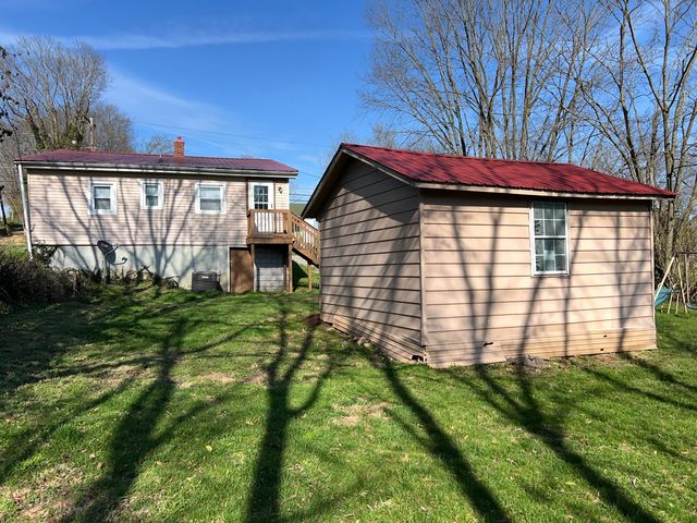 484 E Water Street, Flemingsburg, KY 41041