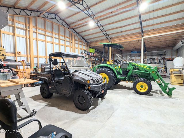 5310 Chestnut Lane, Greenwood, FL 32443