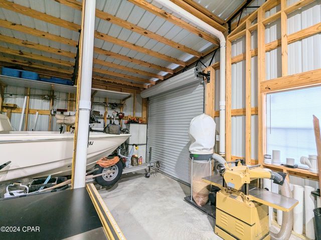 5310 Chestnut Lane, Greenwood, FL 32443