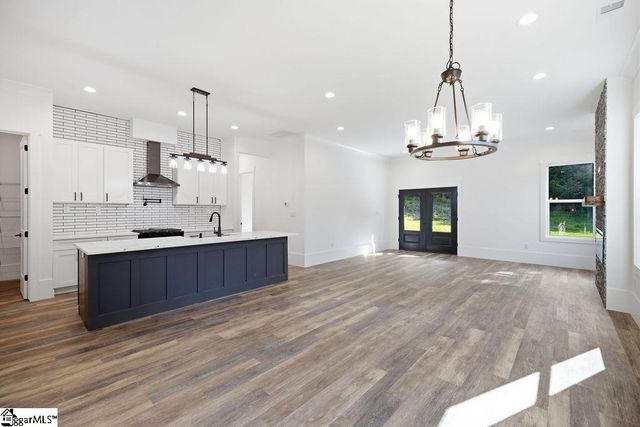 127 Moore Drive, Easley, SC 29642