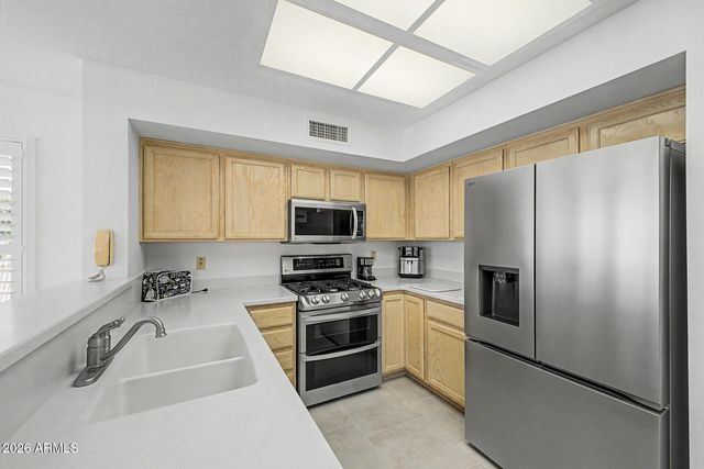 14306 W HERITAGE Drive, Sun City West, AZ 85375