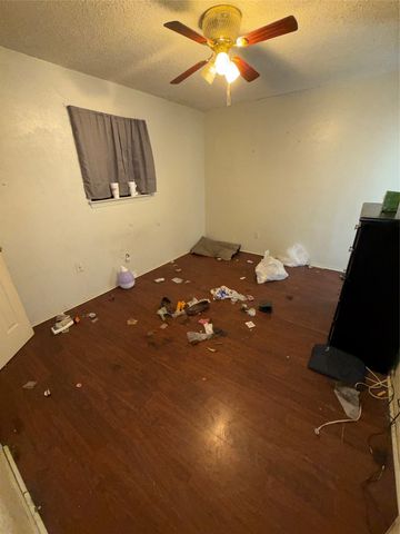 700 Live Oak Street, Wilmer, TX 75172