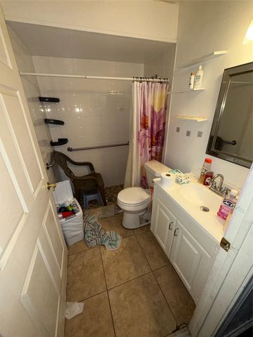 700 Live Oak Street, Wilmer, TX 75172
