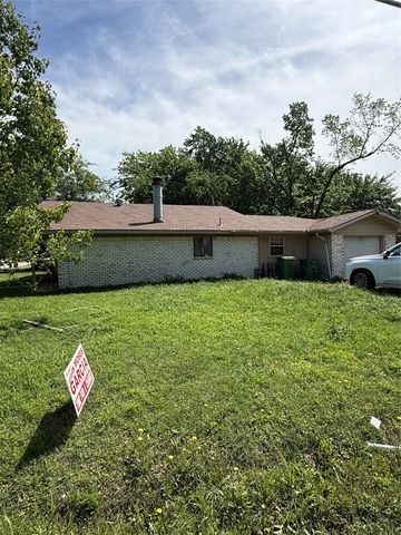 700 Live Oak Street, Wilmer, TX 75172