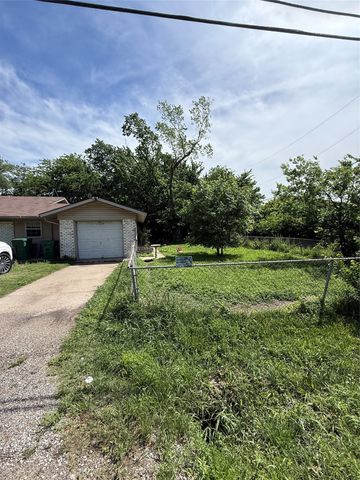 700 Live Oak Street, Wilmer, TX 75172
