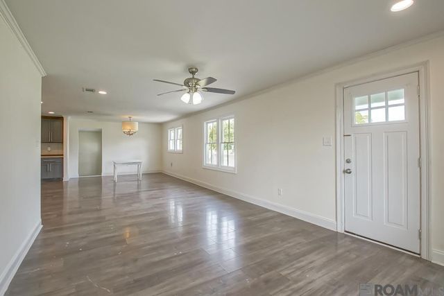 40035 Cornerview Rd, Gonzales, LA 70737