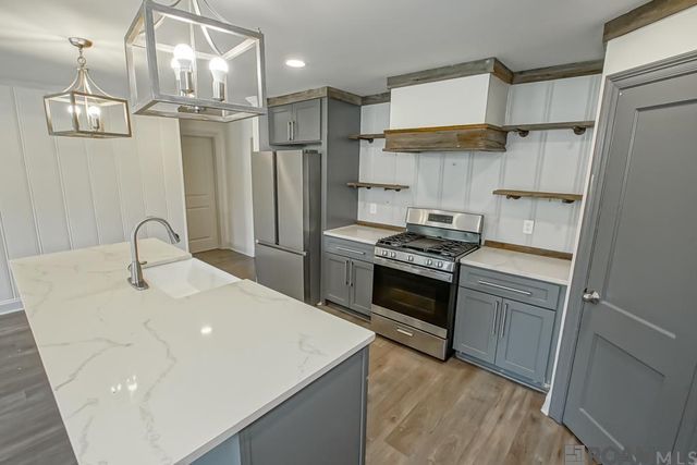 40035 Cornerview Rd, Gonzales, LA 70737