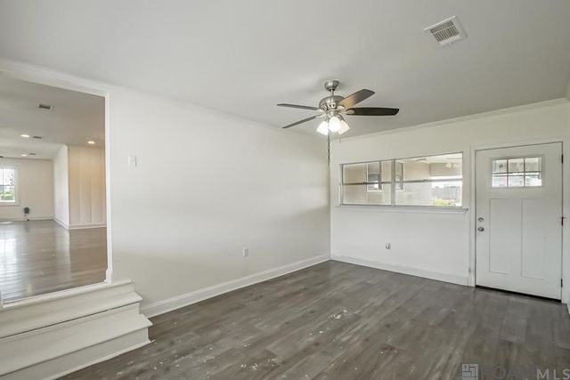 40035 Cornerview Rd, Gonzales, LA 70737