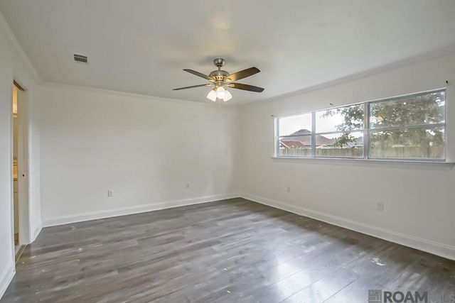 40035 Cornerview Rd, Gonzales, LA 70737