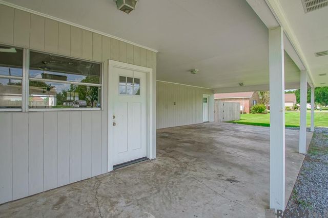 40035 Cornerview Rd, Gonzales, LA 70737