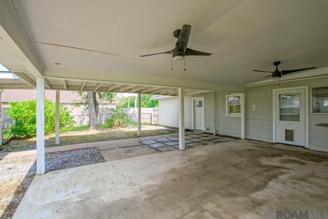 40035 Cornerview Rd, Gonzales, LA 70737