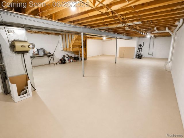 17014 Country Ridge Lane, Macomb Township, MI 48044