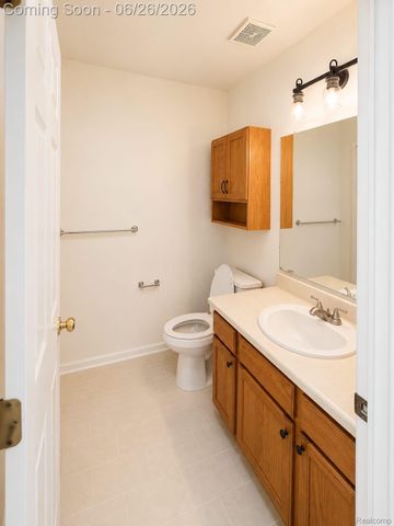17014 Country Ridge Lane, Macomb Township, MI 48044