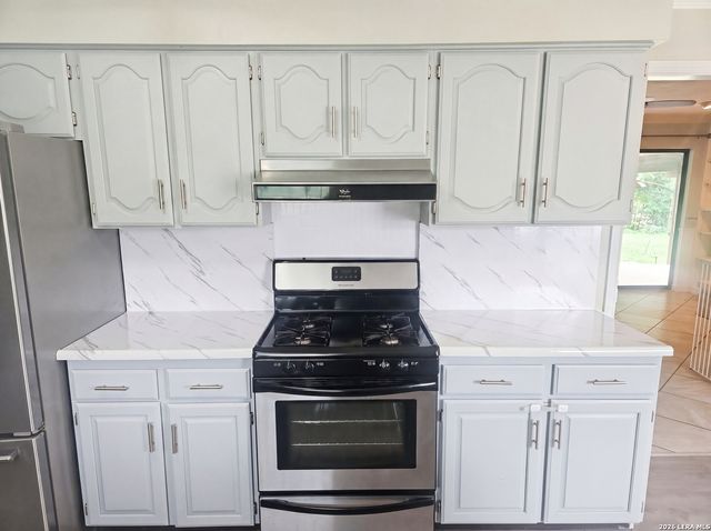 306 RANCHERO RD, Kerrville, TX 78028