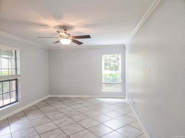 306 RANCHERO RD, Kerrville, TX 78028